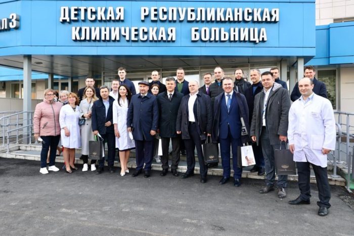 ДРКБ посетили руководители из 55 регионов РФ