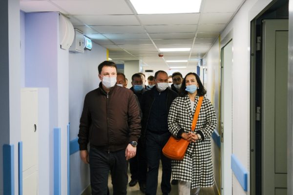 ДРКБ посетил министр строительства, архитектуры и жилищно-коммунального хозяйства Республики Татарстан Марат Айзатуллин
